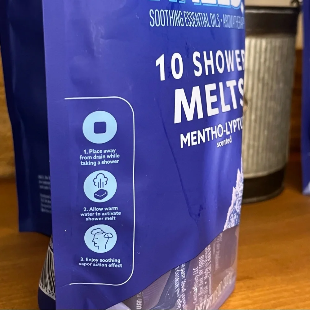 Halls Shower Melts/Shower Steamers, Non-Medicated Aromatherapy Tablets 10-Pack